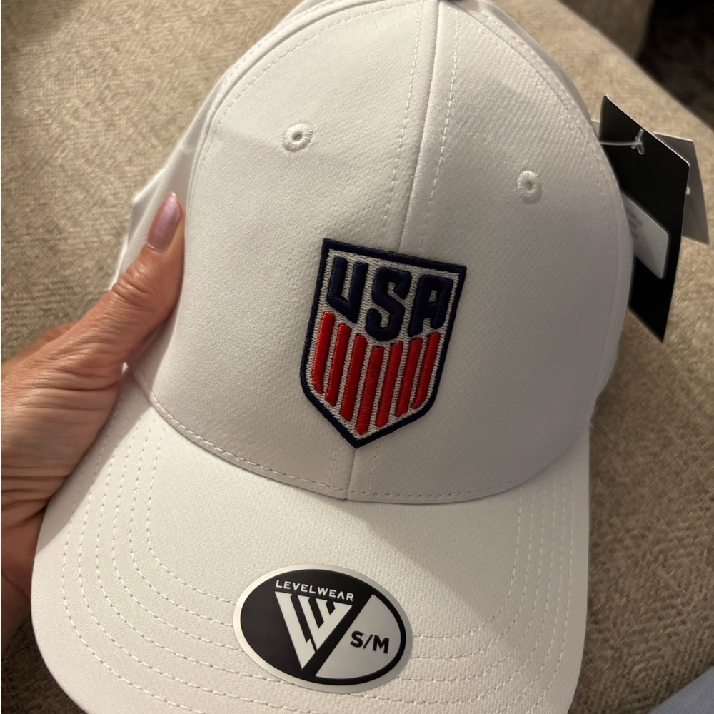 Levelwear White USA Logo Baseball Cap NWT